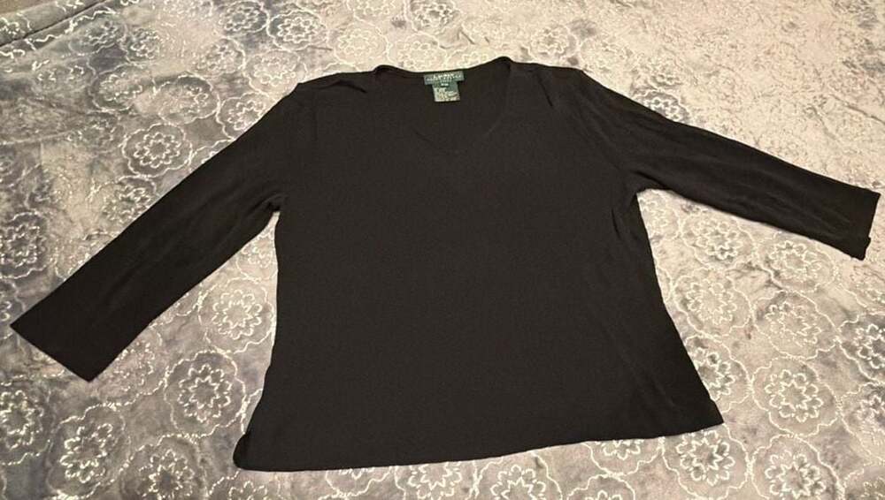 Lauren Ralph Lauren Petite P/M Black V-Neck 3/4 Sleeve Top